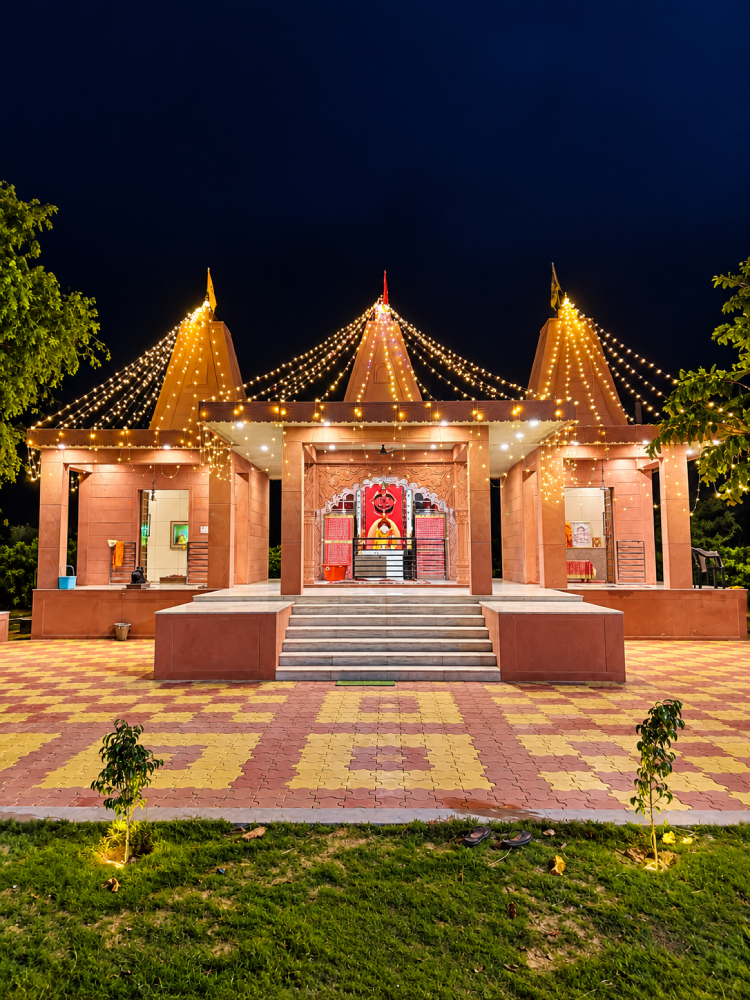श्री मोहनदास जी महाराज मंदिर, रूल्याणी धाम